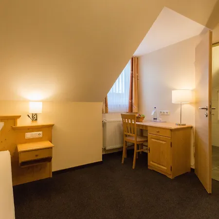 Graetz Hotel 3*